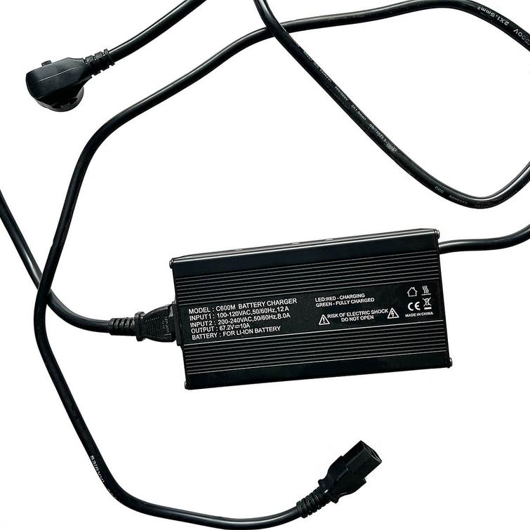 Cruiser Power Laddare 10A