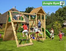Jungle Gym Club leikkitornikokonaisuus ja Climb Module X'tra sekä liukumäki