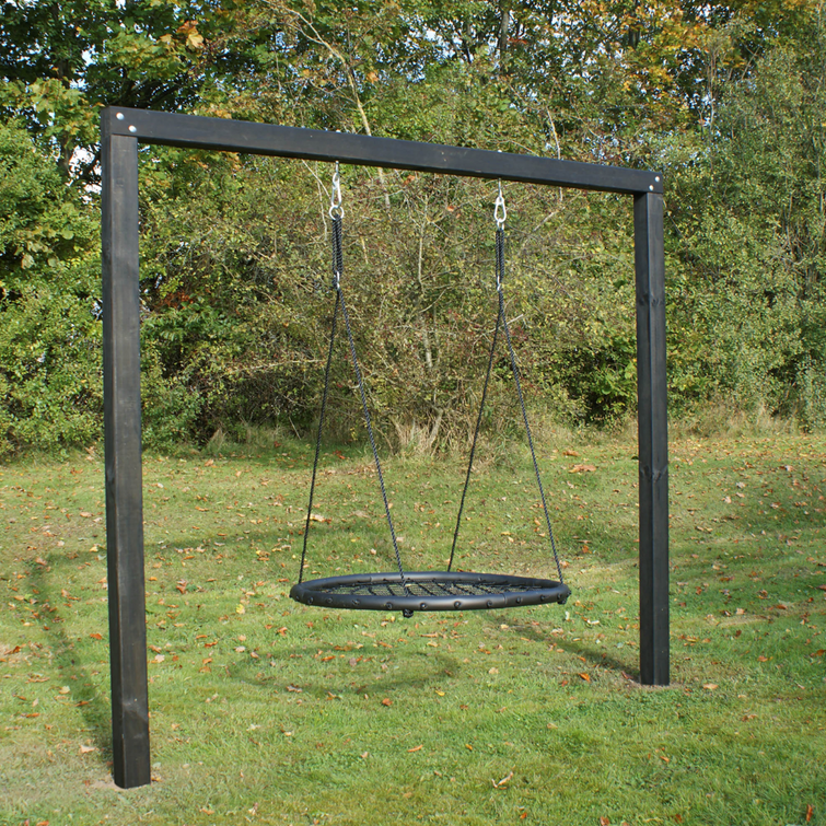 Keinuteline ja linnunpesäkeinu ASTA. Mustaksi petsattu,