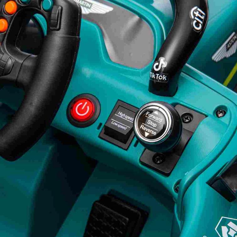 Sähköauto Formula 1 Aston Martin 4 x 12 moottori, EVA-renkaat, NORDIC PLAY