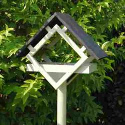 Jalallinen lintulauta, musta, oliivinvihre&auml; jalka HORTUS