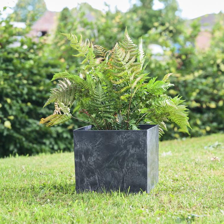 Maud neliöruukku art stone - Black Setti, jossa 3 eri kokoa