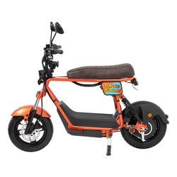 e Manki Orange ruskealla istuimella